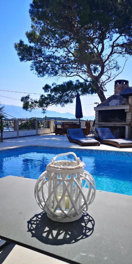 Villa Sky With Stunning View Selca  Luaran gambar